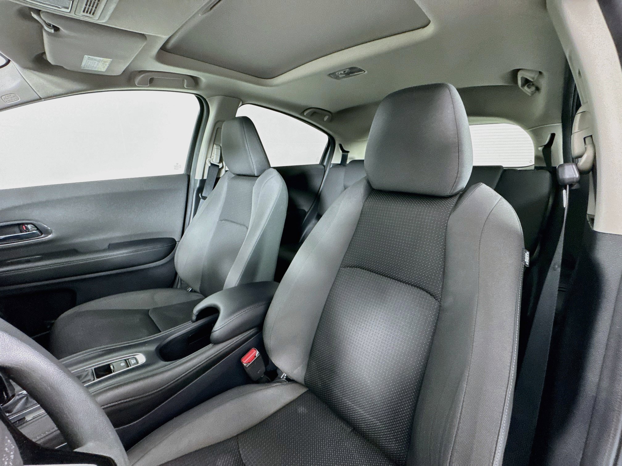 Certified 2022 Honda HR-V EX image 19