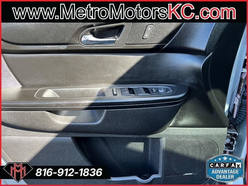 Used 2013 Chevrolet Traverse LT AWD/4WD image 23