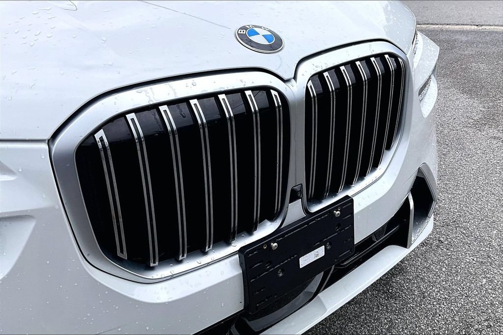 Certified 2026 BMW X7 xDrive40i AWD/4WD image 33