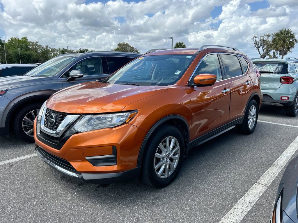 Used 2018 Nissan Rogue SV image 9