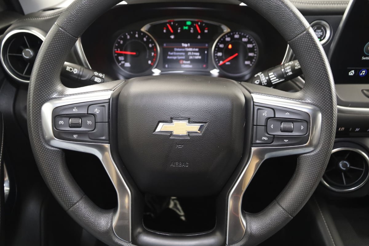 Used 2024 Chevrolet Blazer LT w/ Convenience Package FWD image 33