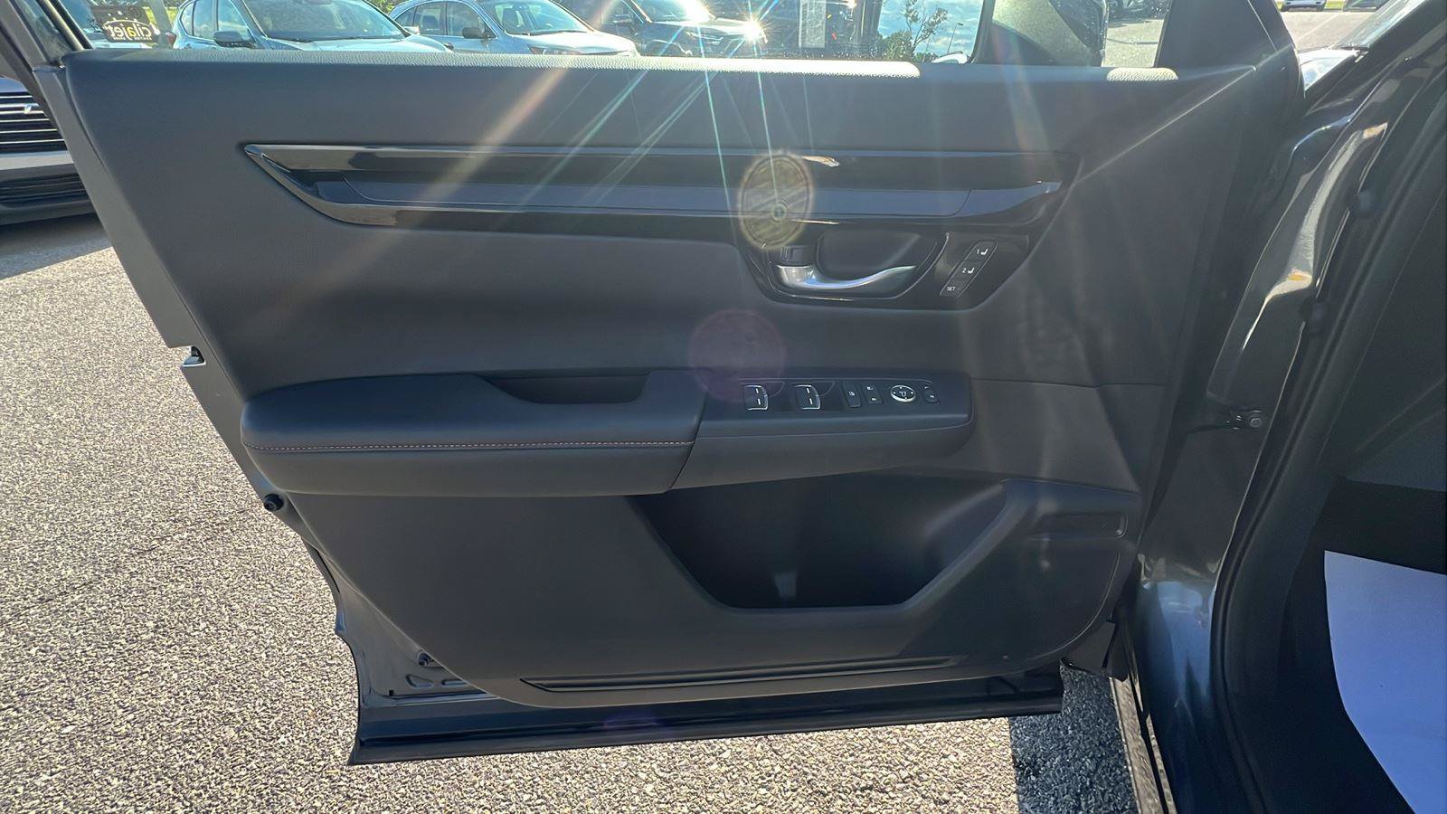 Used 2024 Honda CR-V Sport Touring image 22