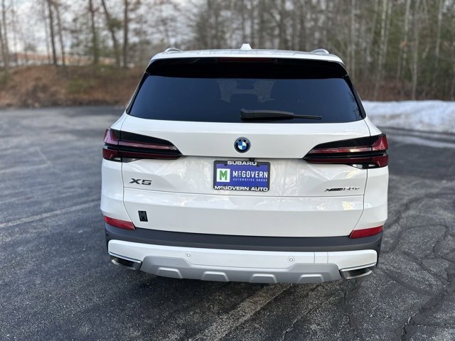 Used 2024 BMW X5 xDrive50e image 7