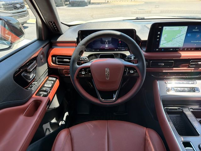 Used 2025 Lincoln Aviator Reserve w/ Illumination Package RWD image 16