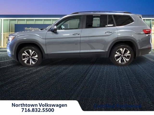 Used 2024 Volkswagen Atlas SE image 2