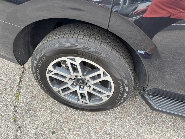 Used 2025 Ford Expedition Active AWD/4WD image 44