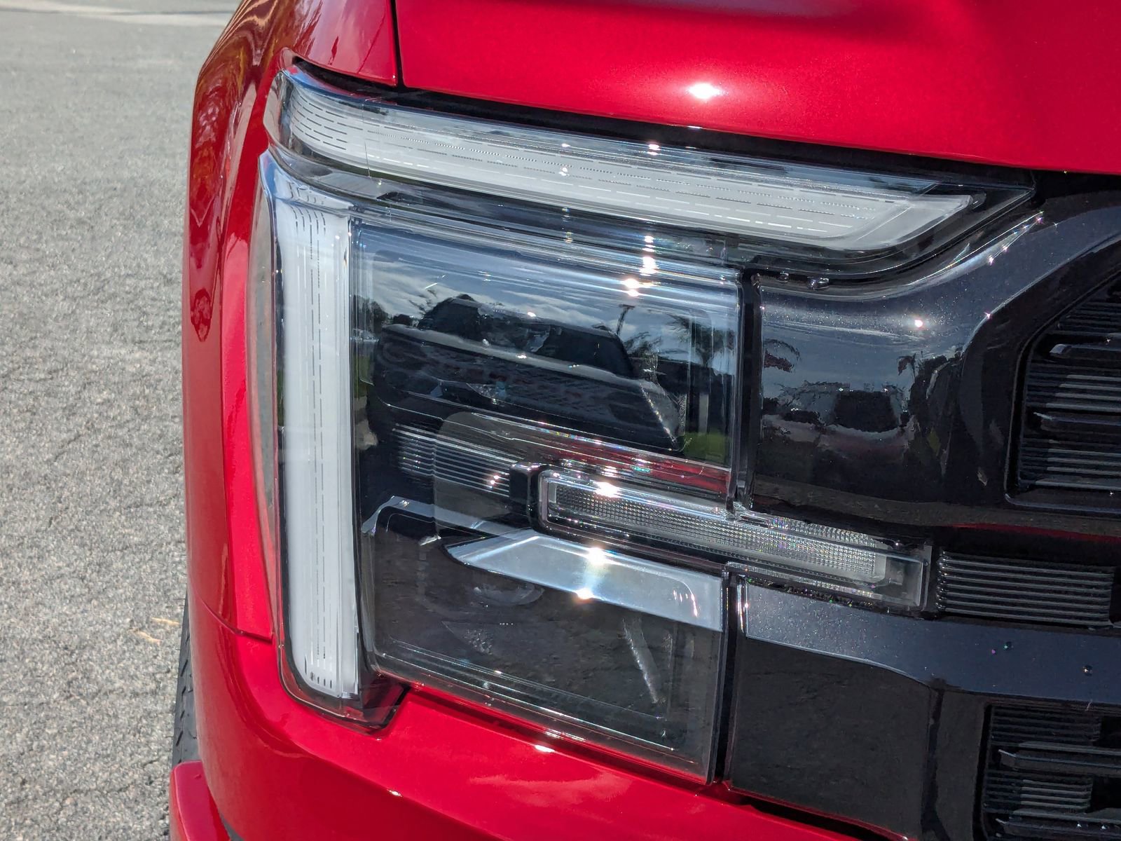 New 2025 Ford F150 Platinum w/ FX4 Off-Road Package image 10