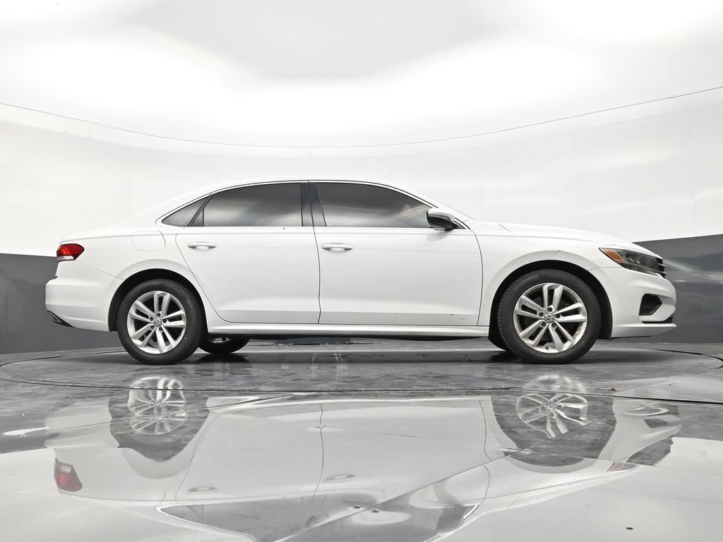 Used 2020 Volkswagen Passat 2.0T SE w/ Sunroof Package FWD image 25