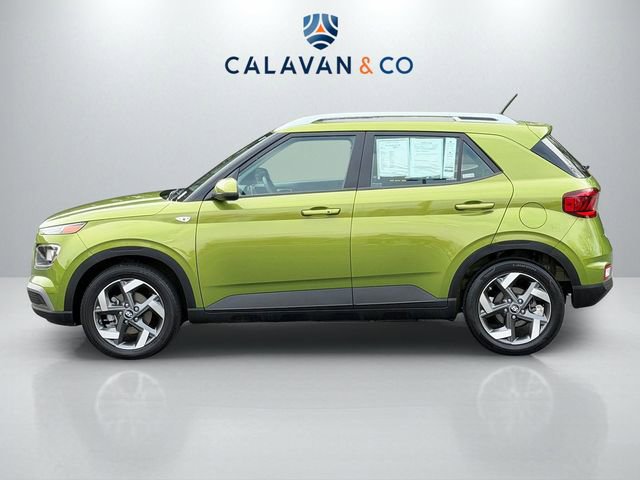 Used 2024 Hyundai Venue SEL image 4