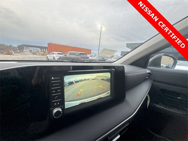 Used 2025 Nissan Kicks S image 17