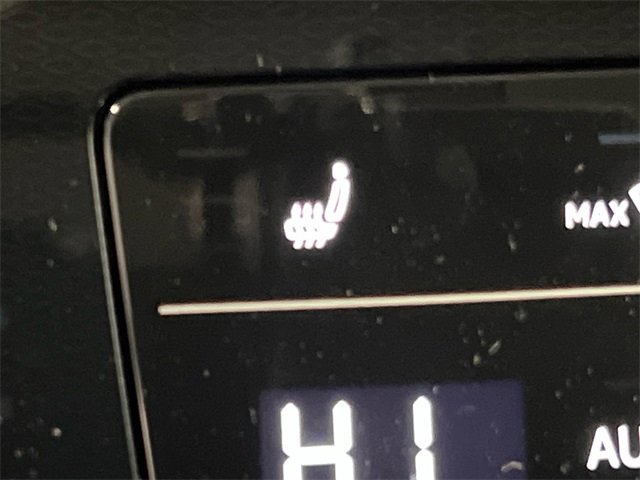 New 2026 Volkswagen Taos SE image 18