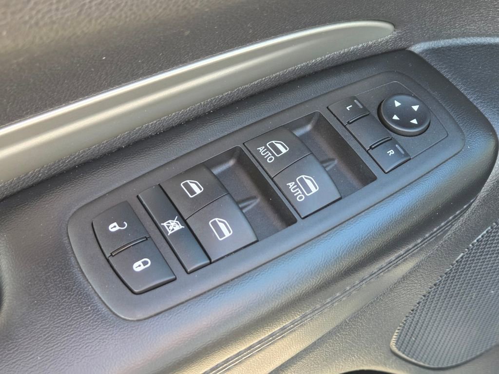 Used 2014 Dodge Durango SXT RWD image 26