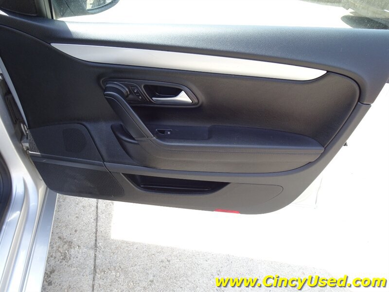 Used 2015 Volkswagen CC Sport FWD image 29