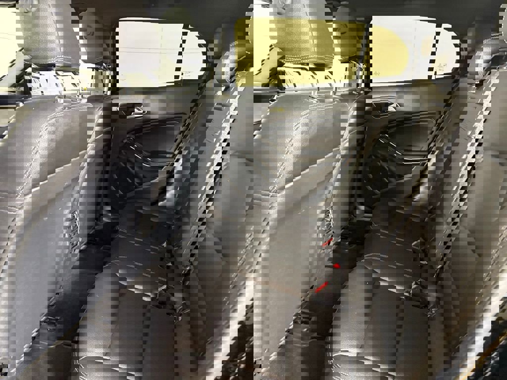 Used 2018 Mercedes-Benz GLA 250 image 41