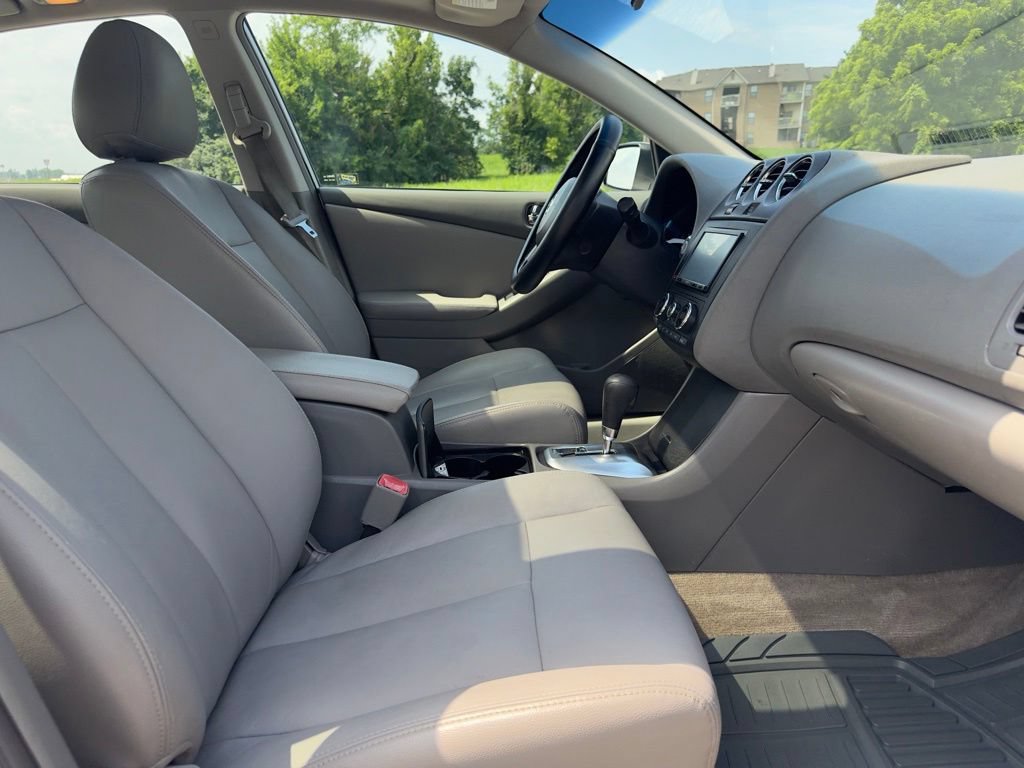 Used 2011 Nissan Altima 2.5 S w/ Convenience Pkg FWD image 27