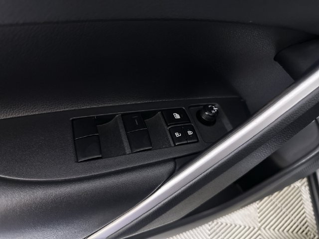 Used 2024 Toyota Corolla Cross AWD Hybrid image 24