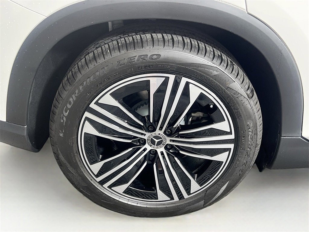 New 2026 Mercedes-Benz EQS 400 4MATIC SUV image 37