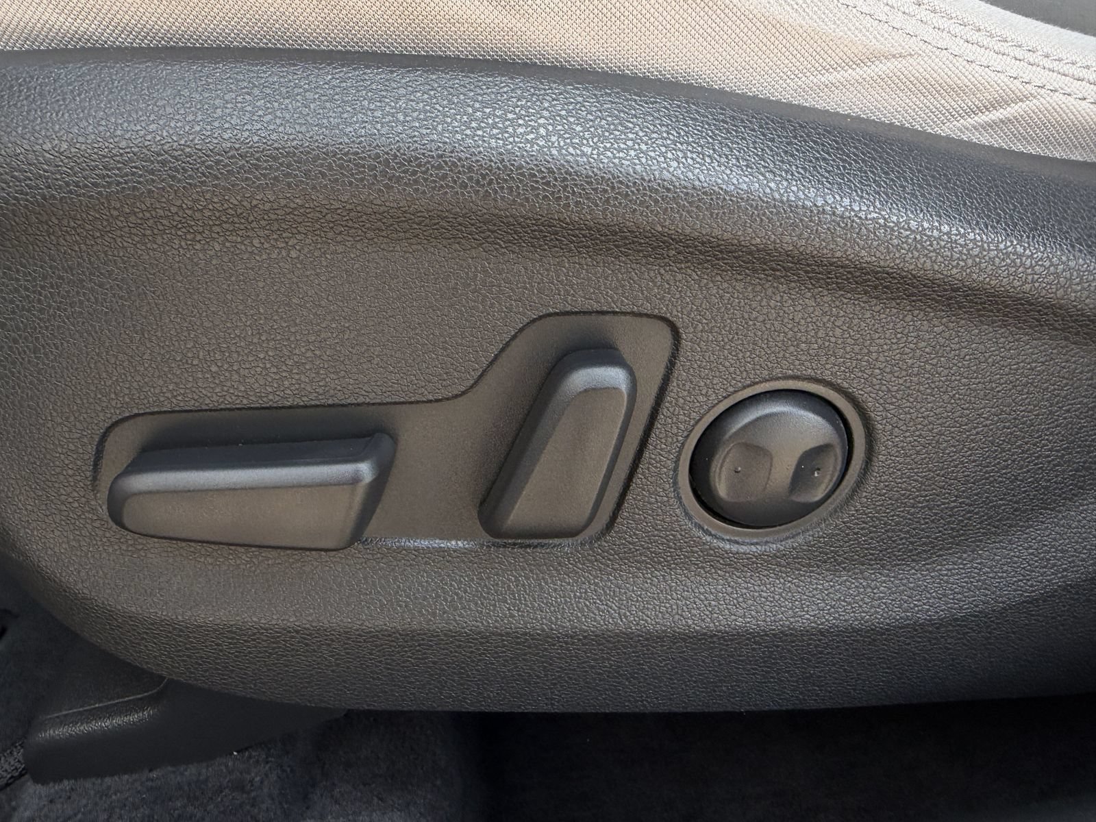 Used 2016 Hyundai Tucson Sport FWD image 27