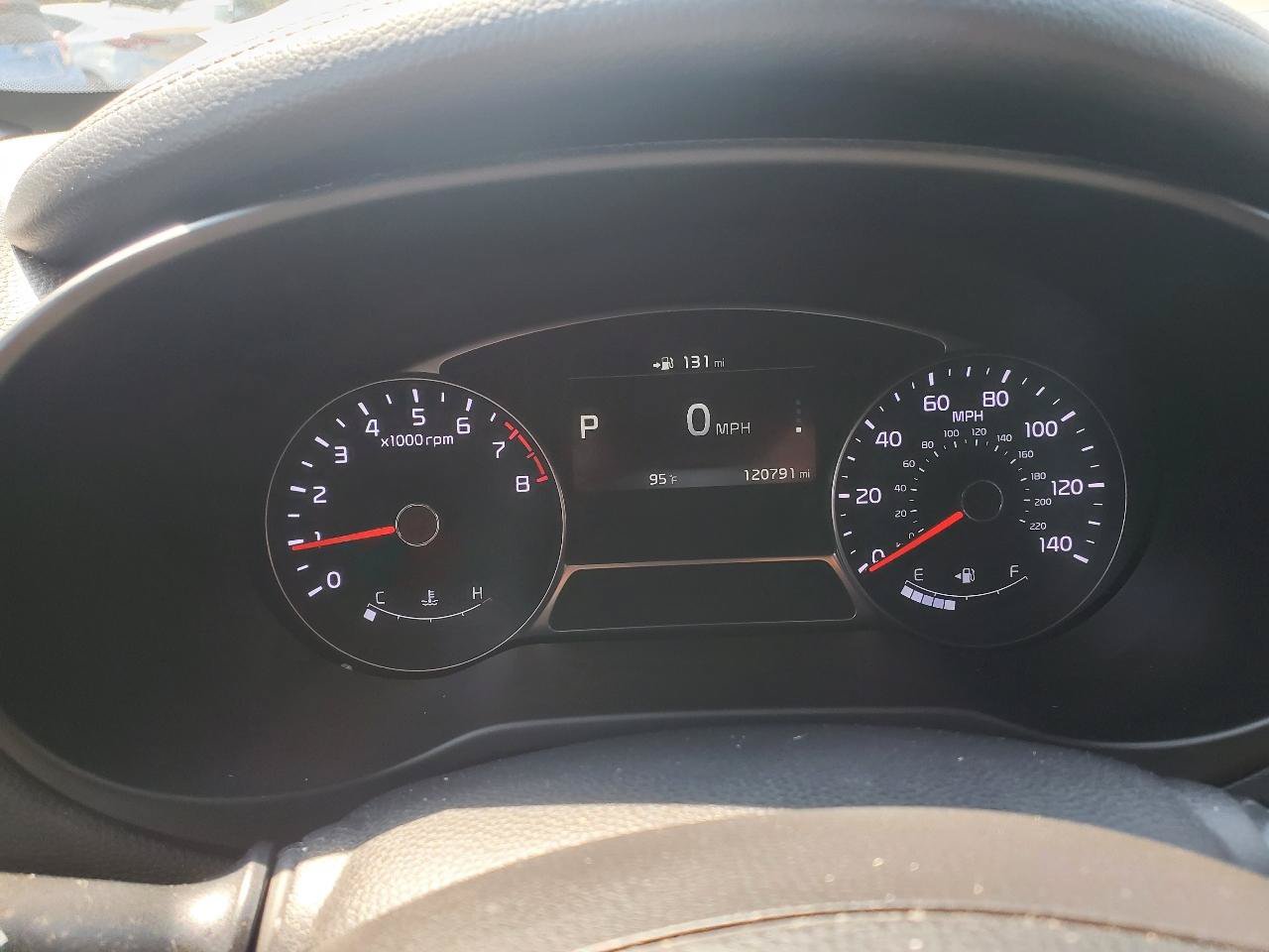 Used 2017 Kia Soul + FWD image 22