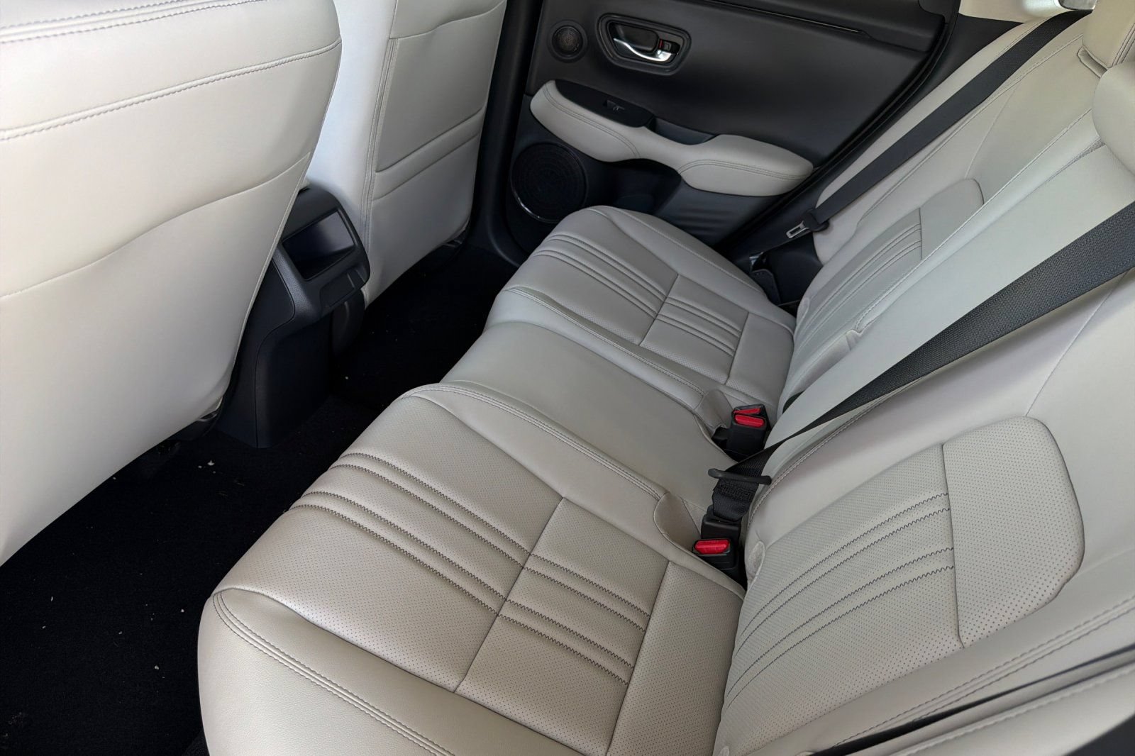 New 2027 Honda HR-V EX-L image 13
