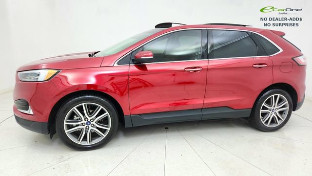 Used 2020 Ford Edge Titanium w/ Equipment Group 301A FWD image 3