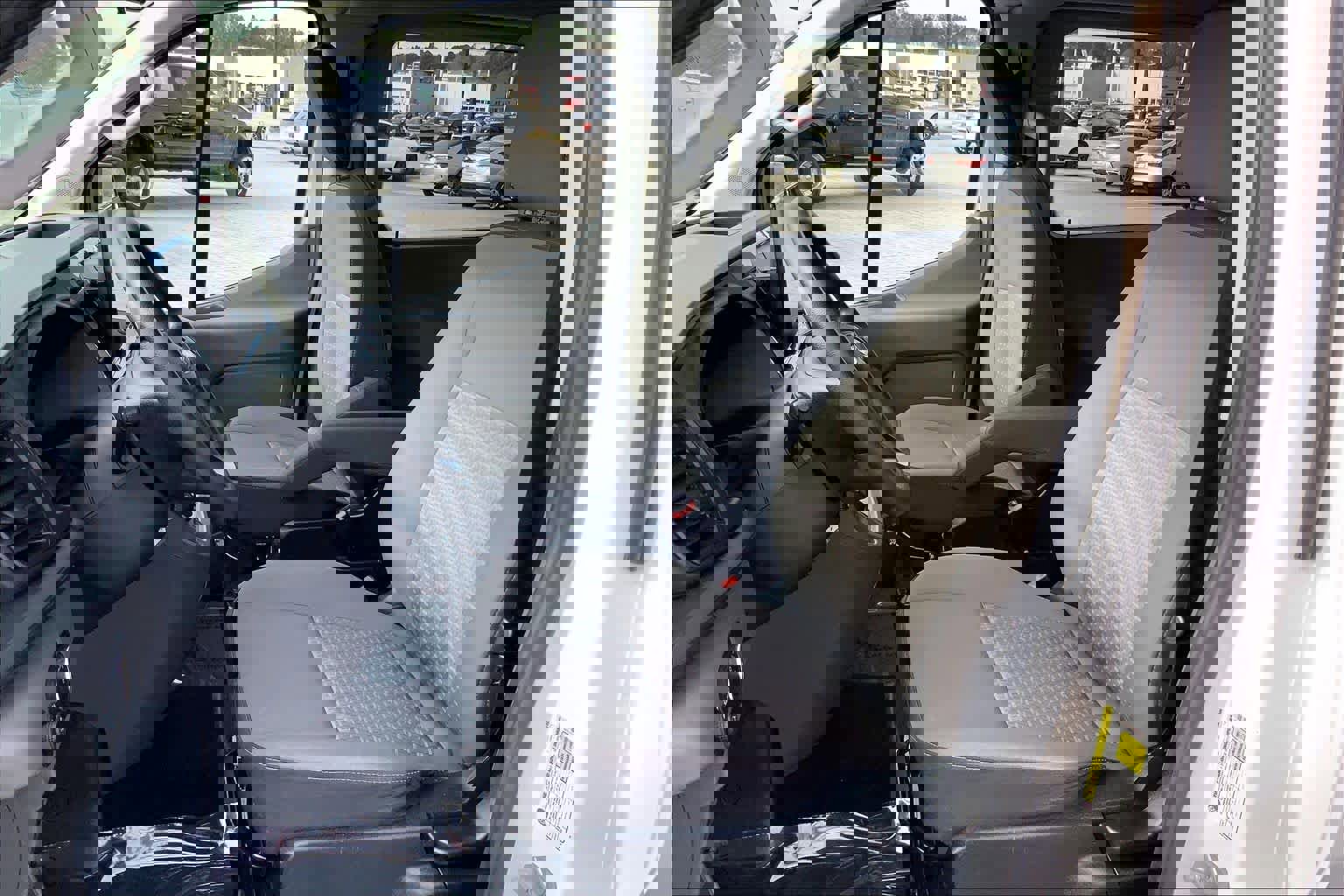 Used 2023 Ford Transit 350 XLT image 16