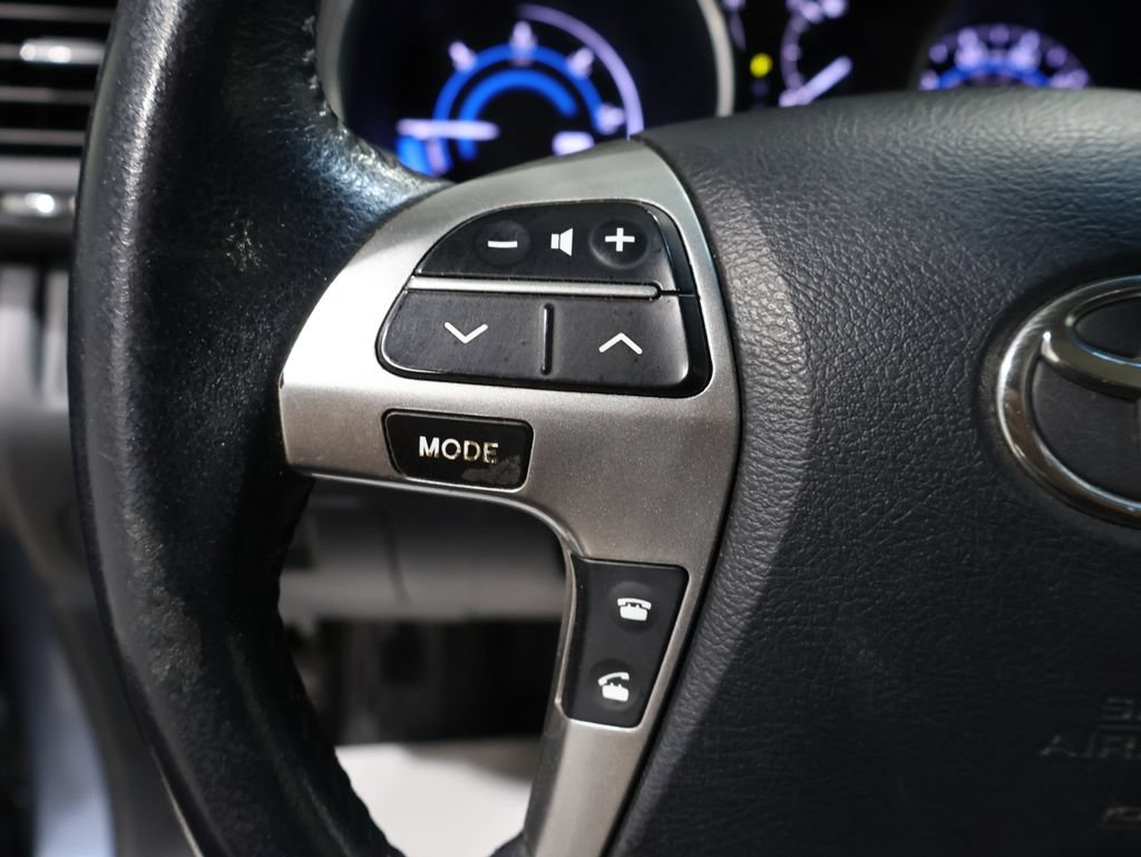 Used 2013 Toyota Highlander Limited AWD/4WD image 35