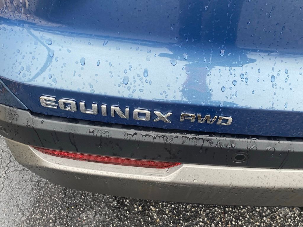 Used 2025 Chevrolet Equinox LT w/ Safety and Technology Package image 14