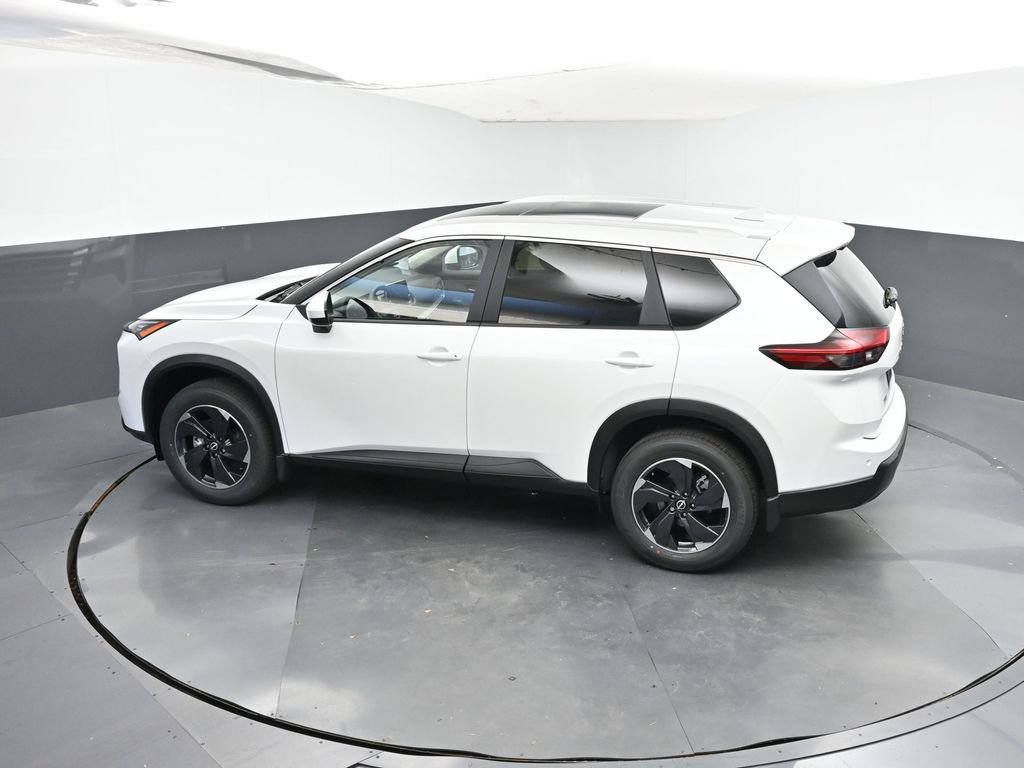 Used 2026 Nissan Rogue SV w/ SV Premium Package AWD/4WD image 19