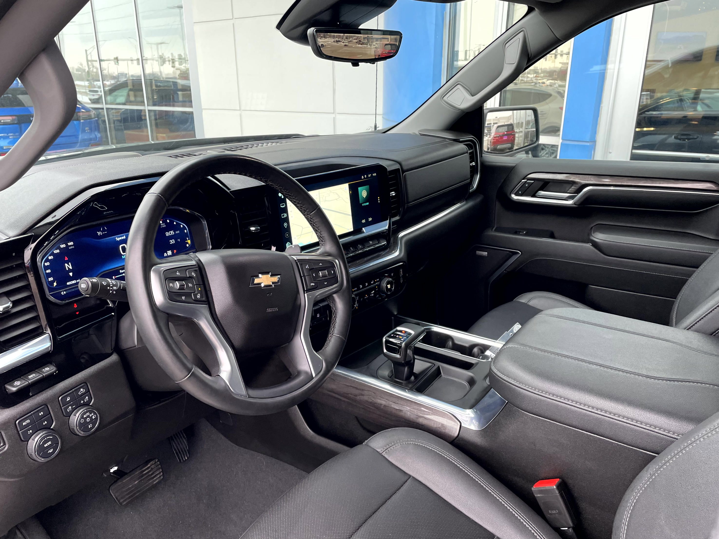 Used 2023 Chevrolet Silverado 1500 LTZ image 11