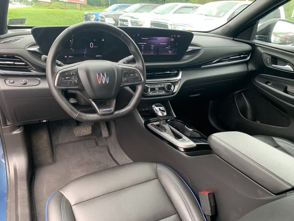 Used 2025 Buick Envista Sport Touring w/ Convenience I Package FWD image 19