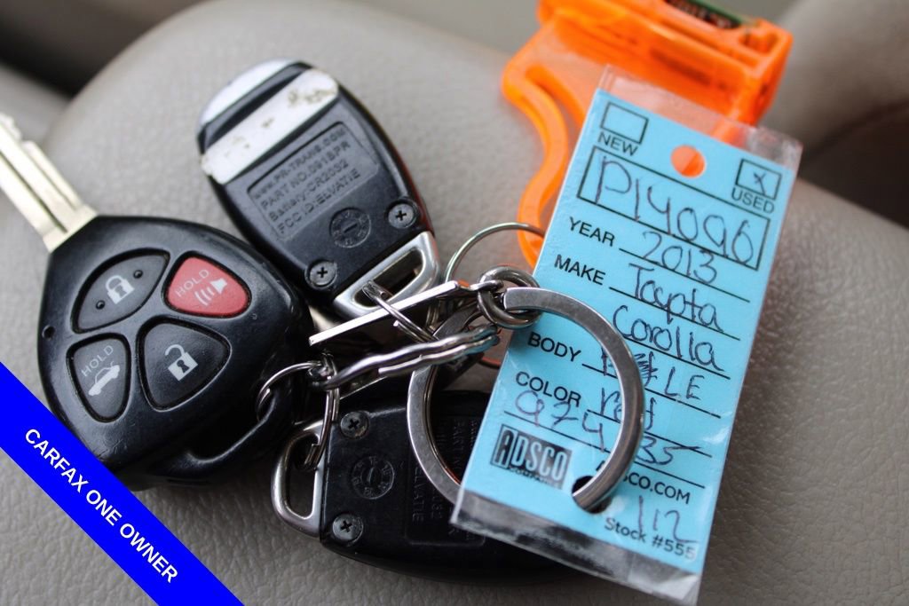 Used 2013 Toyota Corolla LE image 29