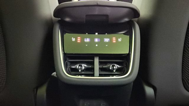 New 2026 Volvo EX90 Ultra AWD/4WD image 30