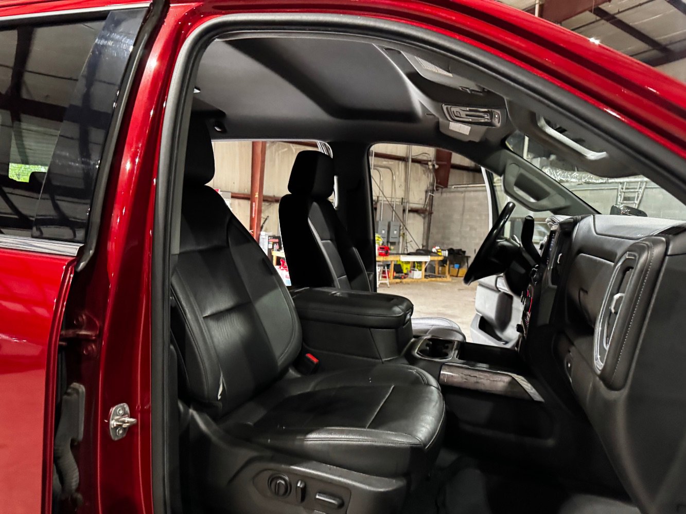 Used 2021 Chevrolet Silverado 2500 LTZ image 27