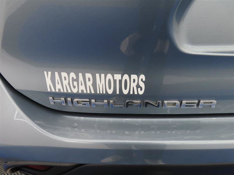 Used 2023 Toyota Highlander XLE FWD image 9