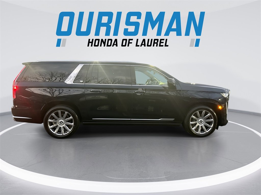 Used 2021 Cadillac Escalade ESV Premium Luxury Platinum image 9