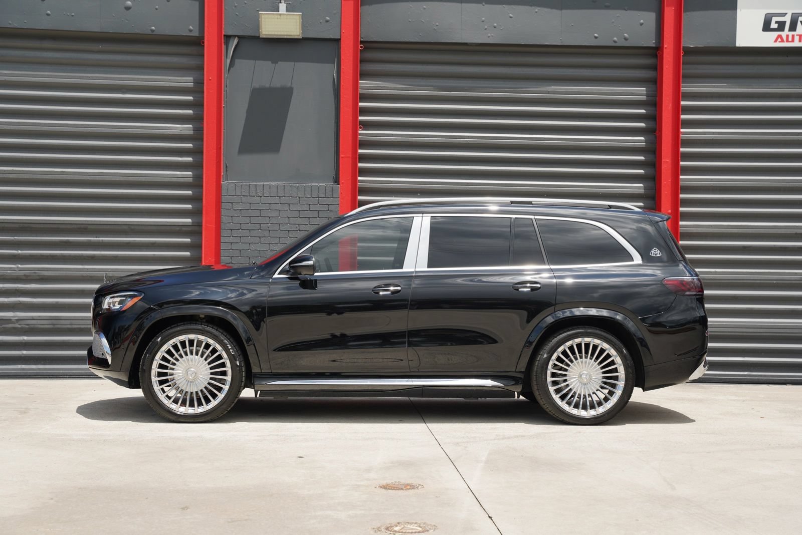 Used 2021 Mercedes-Benz Maybach GLS 600 4MATIC image 7