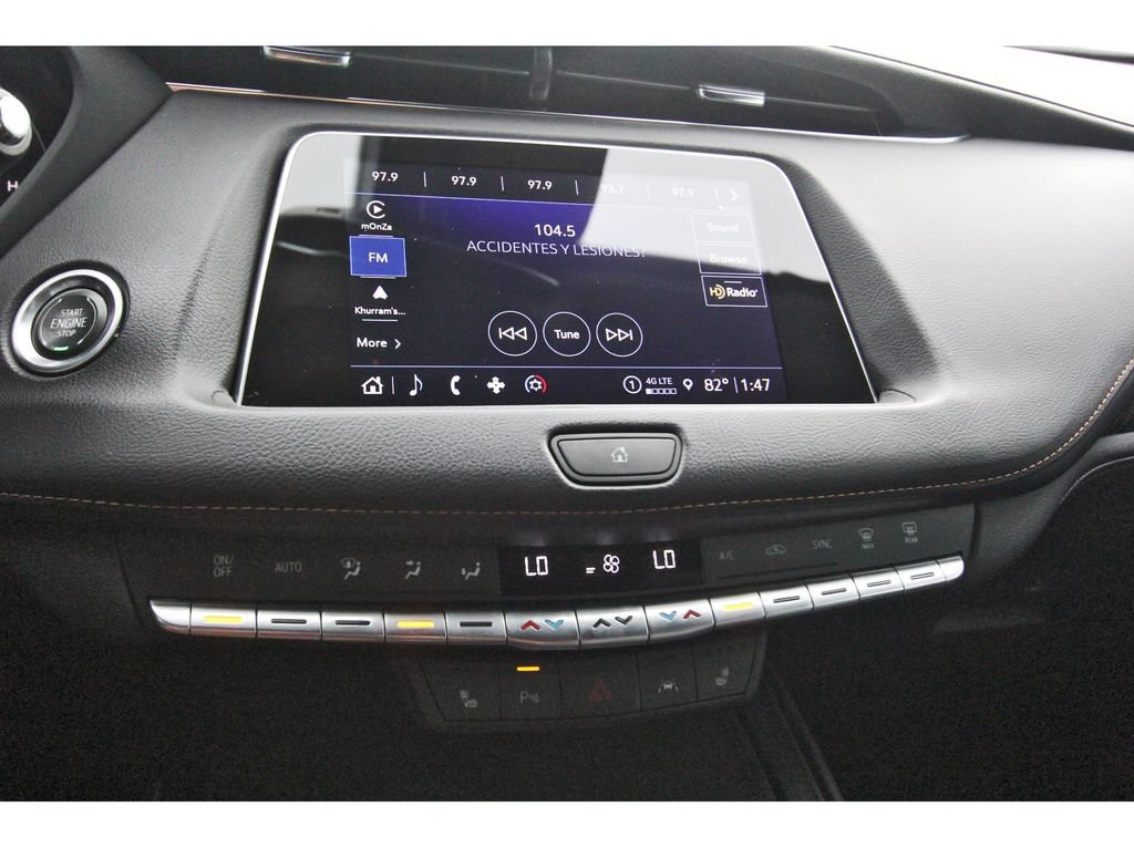 Used 2023 Cadillac XT4 Sport w/ Technology Package FWD image 21