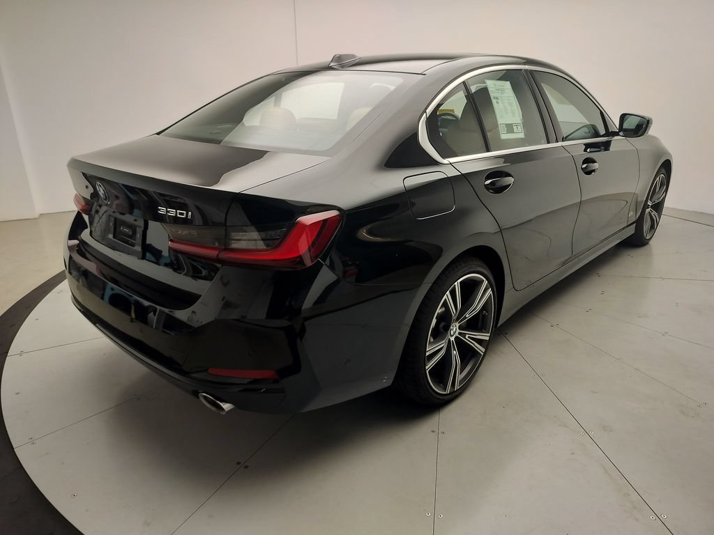 Certified 2024 BMW 330i Sedan w/ Premium Package RWD image 3