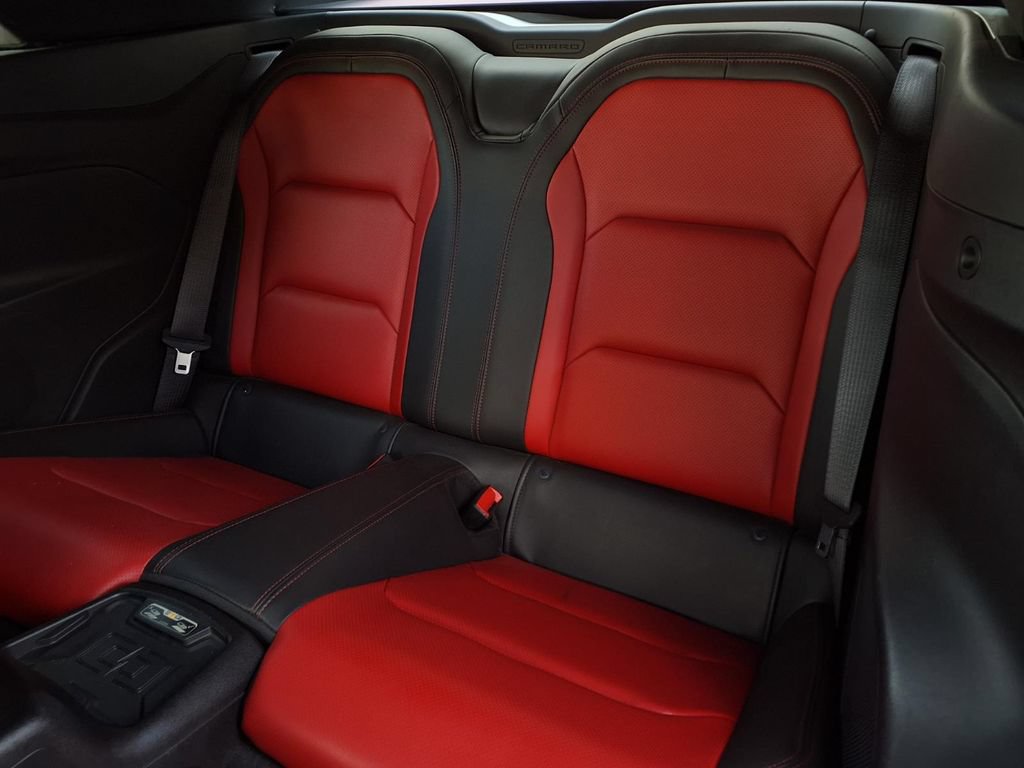 Used 2016 Chevrolet Camaro SS RWD image 22
