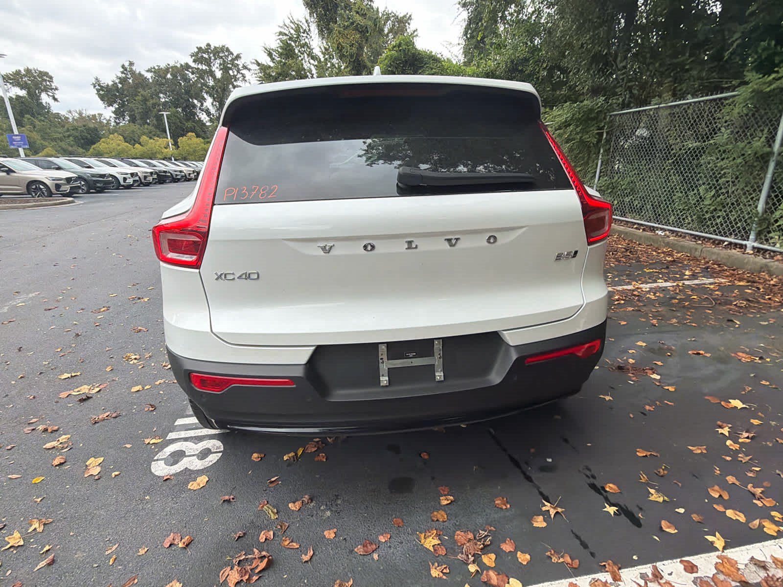 Used 2024 Volvo XC40 B5 Plus AWD/4WD image 14