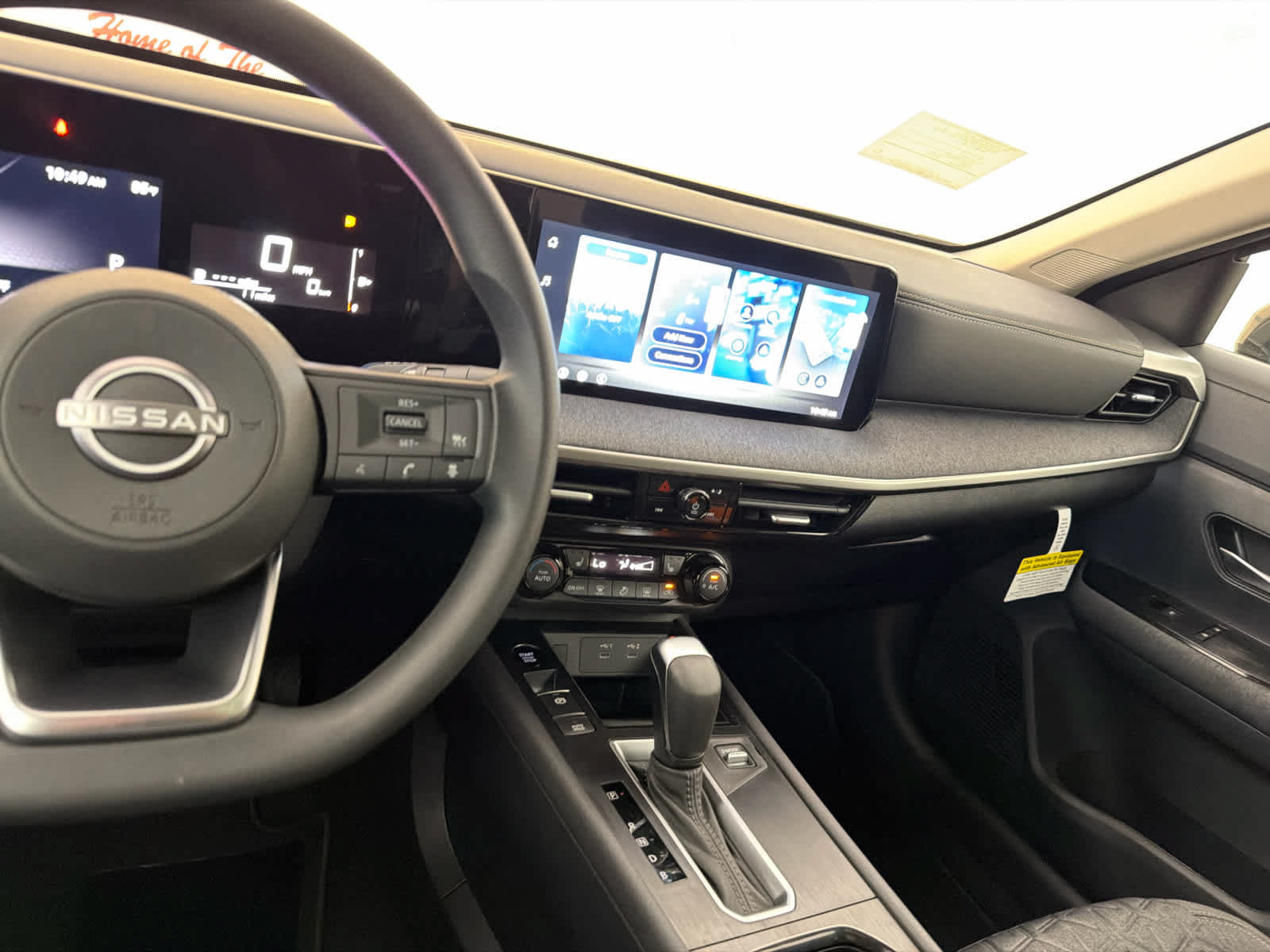New 2026 Nissan Kicks SV w/ SV Premium Package FWD image 18