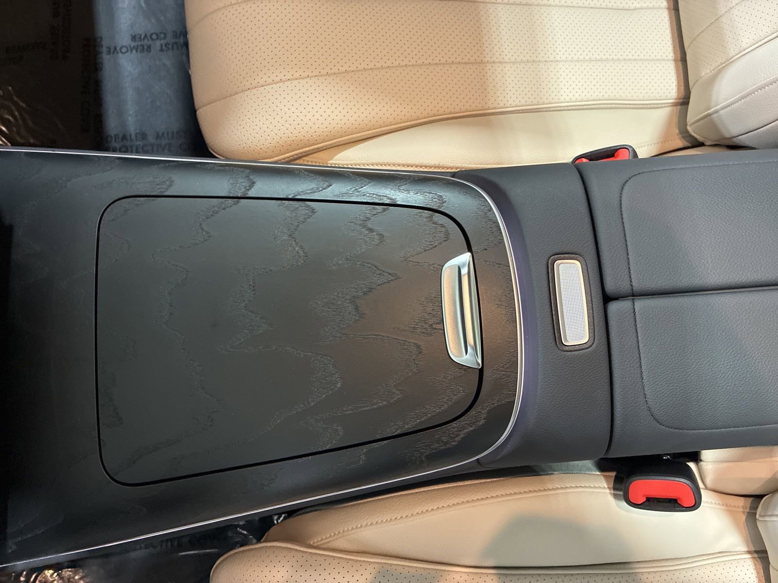 Used 2024 Mercedes-Benz E 350 4MATIC Sedan image 25