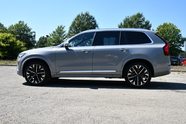 New 2026 Volvo XC90 B6 Plus w/ Protection Package Premier AWD/4WD image 4