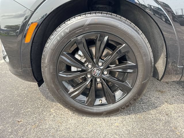 Used 2024 Buick Envista Sport Touring w/ Convenience I Package FWD image 10