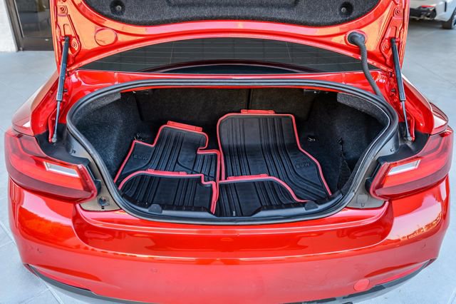 Used 2016 BMW M235i Coupe image 11