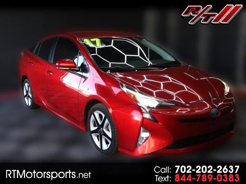 Used 2017 Toyota Prius Three Touring w/ Preferred Accessory Package