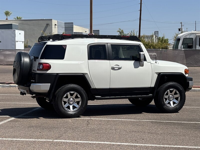 Used 2014 Toyota FJ Cruiser 4WD w/ Upgrade Package image 6