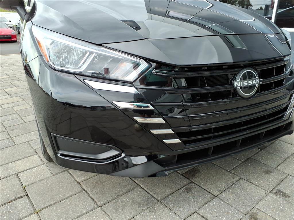 Certified 2023 Nissan Versa SV w/ Trunk Package image 10