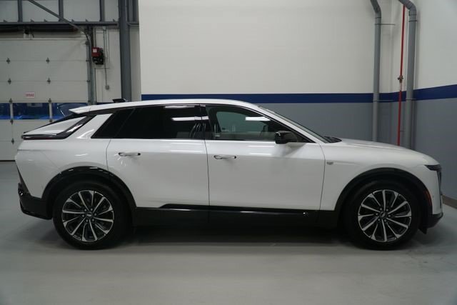 Certified 2024 Cadillac Lyriq Sport AWD/4WD image 11